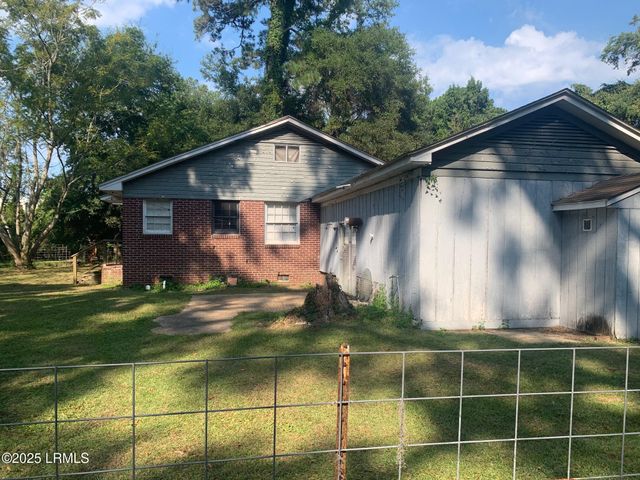 299 Savannah Highway, Beaufort, SC 29906