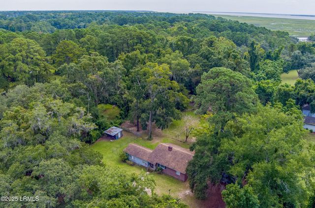 299 Savannah Highway, Beaufort, SC 29906