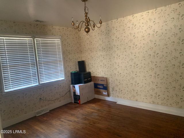 299 Savannah Highway, Beaufort, SC 29906