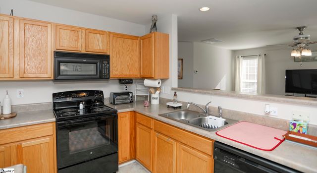 111 Kingsdale Court, Simpsonville, SC 29680