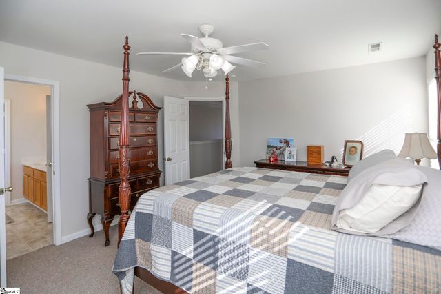 111 Kingsdale Court, Simpsonville, SC 29680