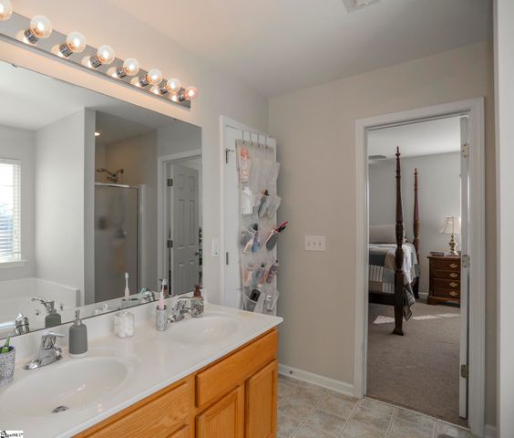 111 Kingsdale Court, Simpsonville, SC 29680