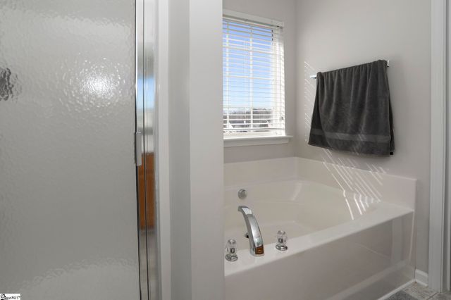 111 Kingsdale Court, Simpsonville, SC 29680