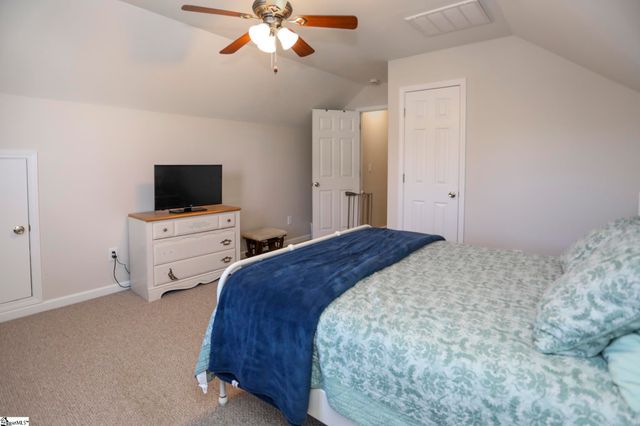 111 Kingsdale Court, Simpsonville, SC 29680