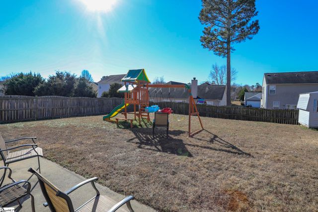 111 Kingsdale Court, Simpsonville, SC 29680