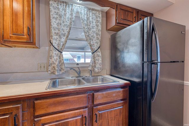 7118 Pollack Avenue, Evansville, IN 47715