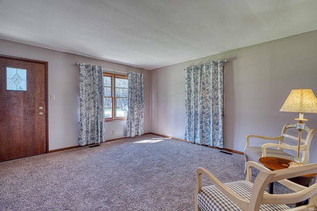 7118 Pollack Avenue, Evansville, IN 47715