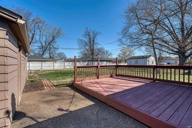 7118 Pollack Avenue, Evansville, IN 47715