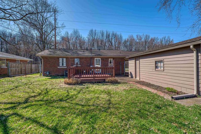 7118 Pollack Avenue, Evansville, IN 47715