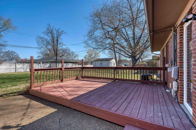 7118 Pollack Avenue, Evansville, IN 47715