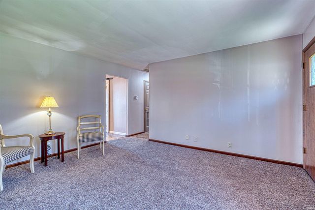 7118 Pollack Avenue, Evansville, IN 47715