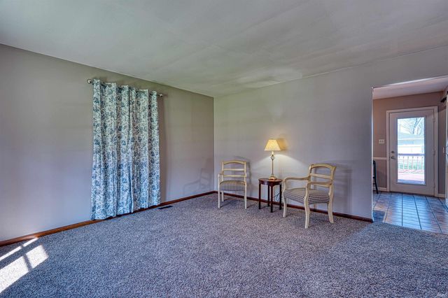 7118 Pollack Avenue, Evansville, IN 47715