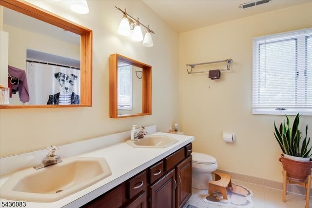58 Musiker Ave, Randolph Twp., NJ 07869
