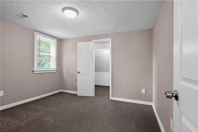 8309 E Gregory Boulevard, Kansas City, MO 64131