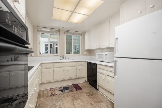 118 Via Estrada D, Laguna Woods, CA 92637
