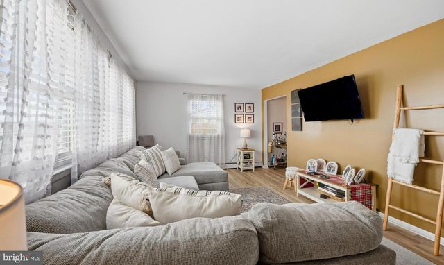 5523 WELLINGTON AVE, Ventnor City, NJ 08406