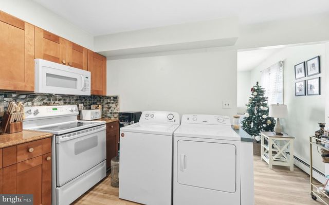 5523 WELLINGTON AVE, Ventnor City, NJ 08406