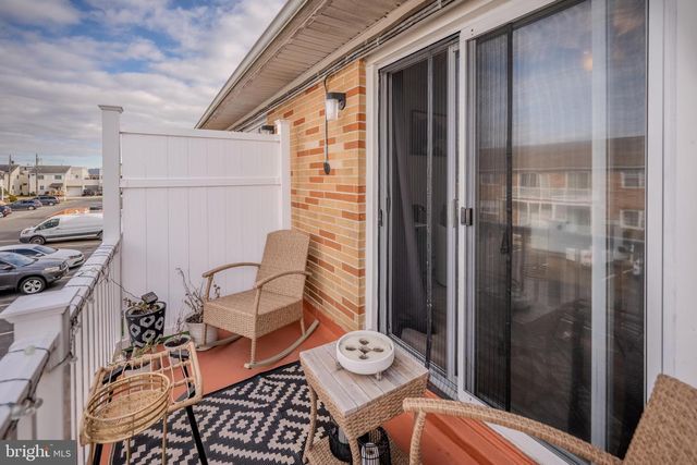 5523 WELLINGTON AVE, Ventnor City, NJ 08406