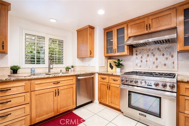 16511 Newland Street, Huntington Beach, CA 92647