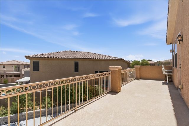 5446 Caprock Canyon Avenue, Las Vegas, NV 89139