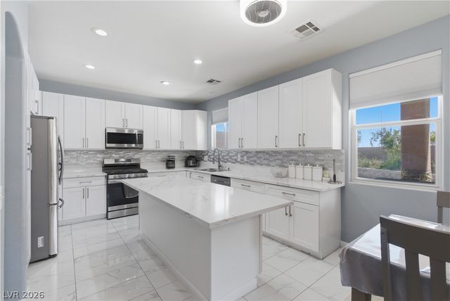 5446 Caprock Canyon Avenue, Las Vegas, NV 89139