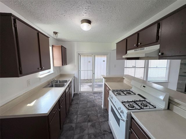 9231 Waving Fields Drive, Houston, TX 77064