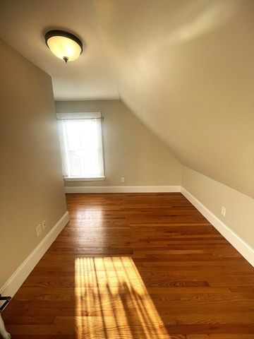 22 Mansfield 2, Boston, MA 02134