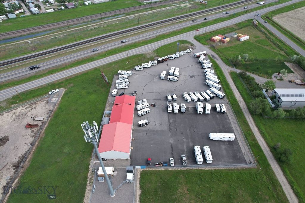 8810 Sundance Drive, Billings, MT 59101 photo 3