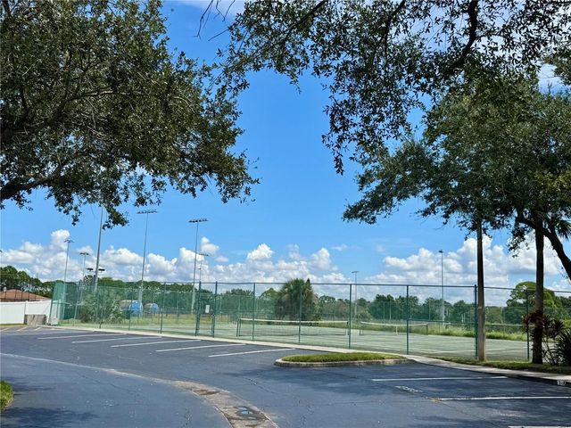 287 COUNTRYSIDE KEY BOULEVARD, Oldsmar, FL 34677