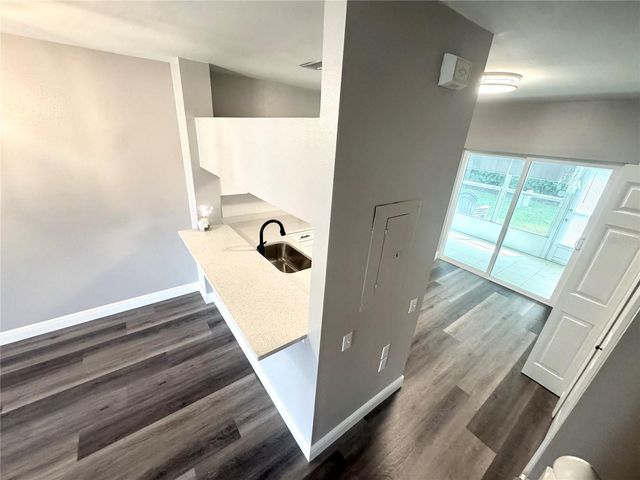 287 COUNTRYSIDE KEY BOULEVARD, Oldsmar, FL 34677