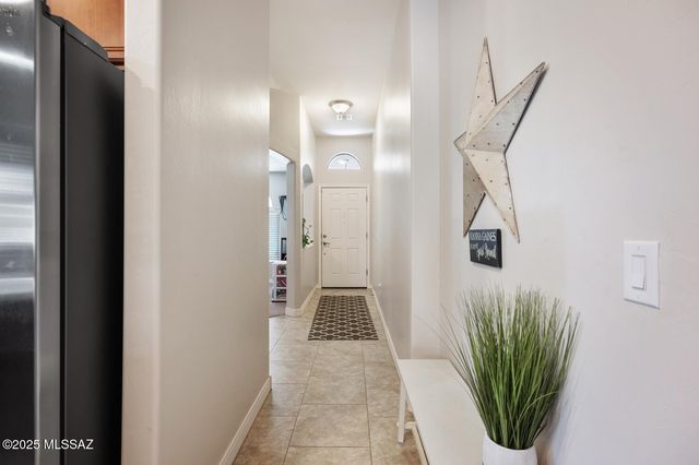 8768 W Saguaro Moon Road, Marana, AZ 85653