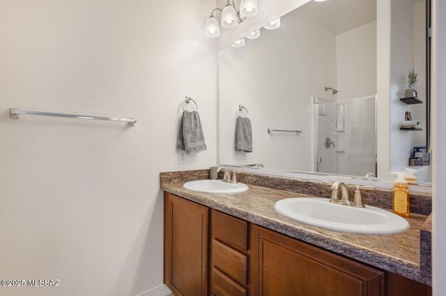 8768 W Saguaro Moon Road, Marana, AZ 85653