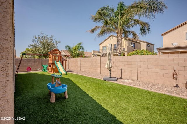 8768 W Saguaro Moon Road, Marana, AZ 85653