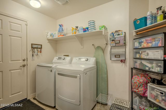 8768 W Saguaro Moon Road, Marana, AZ 85653