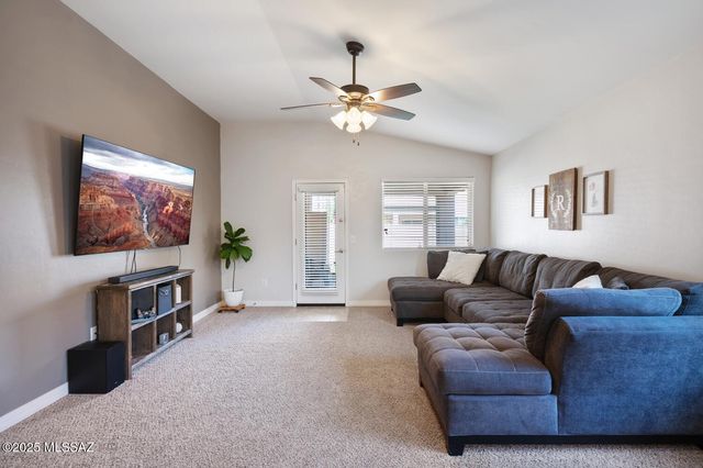 8768 W Saguaro Moon Road, Marana, AZ 85653