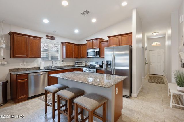 8768 W Saguaro Moon Road, Marana, AZ 85653