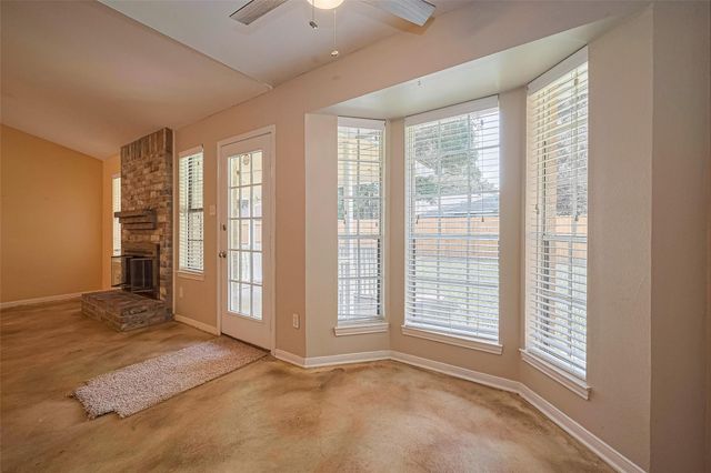 4031 Sherwood Street W, Houston, TX 77339