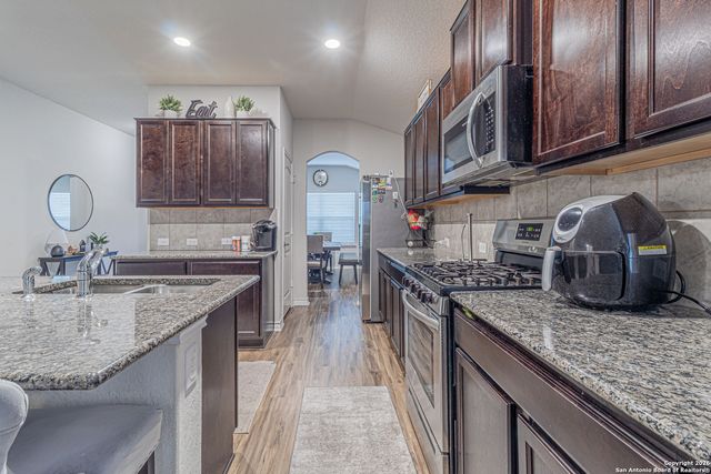 730 Pelican, San Antonio, TX 78221