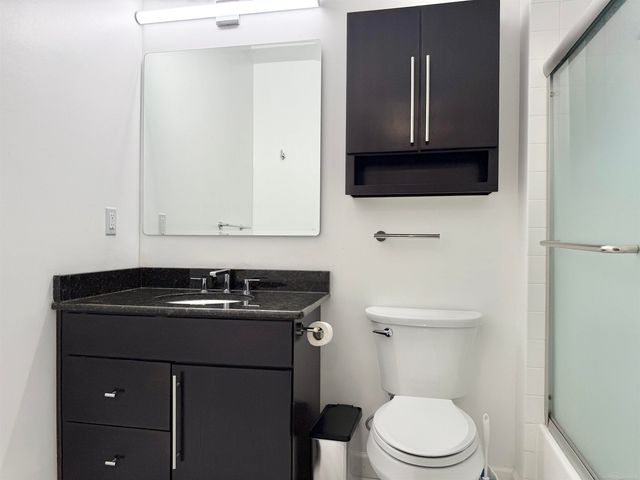 100 W 5th Street 605, Royal Oak, MI 48067