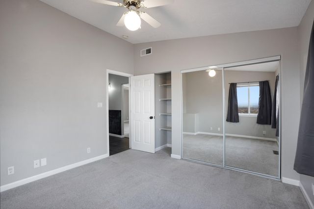 7812 Ridgeview Drive NW, Albuquerque, NM 87120