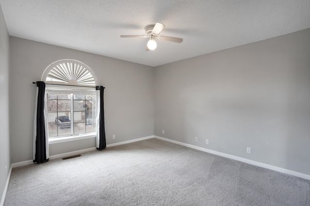 7812 Ridgeview Drive NW, Albuquerque, NM 87120