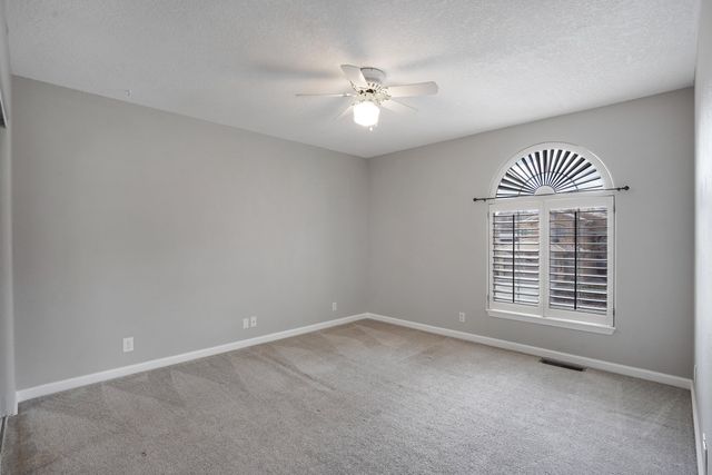 7812 Ridgeview Drive NW, Albuquerque, NM 87120