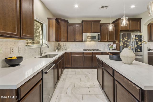 4029 E HASHKNIFE Road, Phoenix, AZ 85050