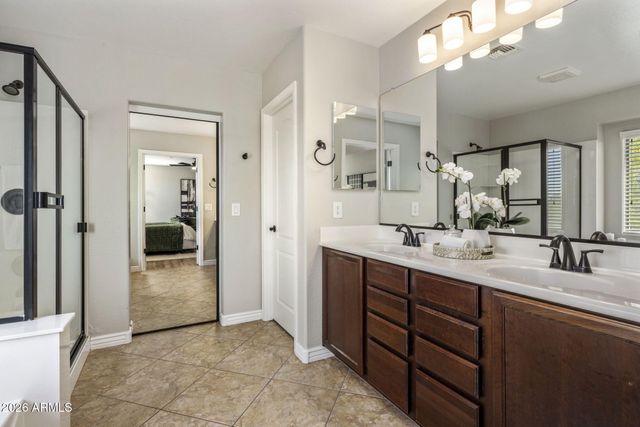 4029 E HASHKNIFE Road, Phoenix, AZ 85050