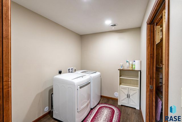 102 N Sund St Street, Worthing, SD 57077