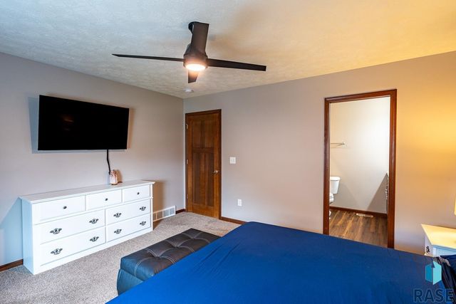 102 N Sund St Street, Worthing, SD 57077