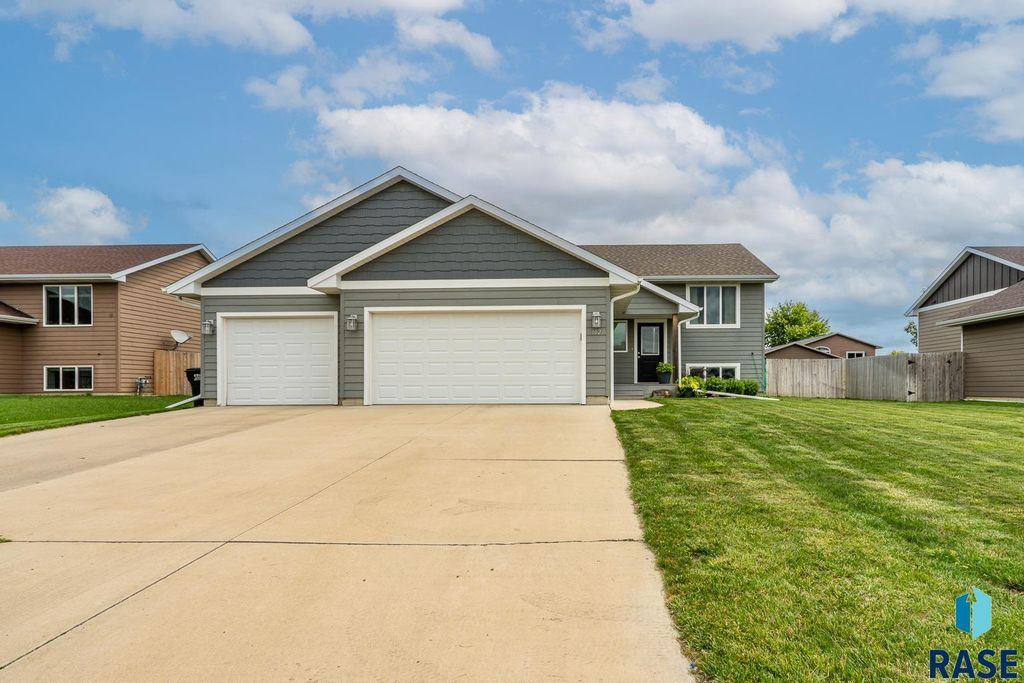 102 N Sund St Street, Worthing, SD 57077