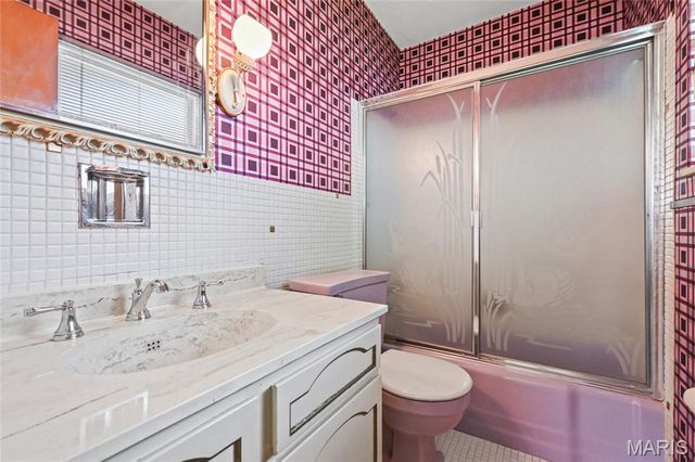 8970 S Laclede Station Road, St Louis, MO 63123