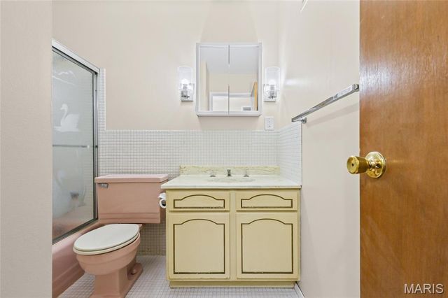8970 S Laclede Station Road, St Louis, MO 63123