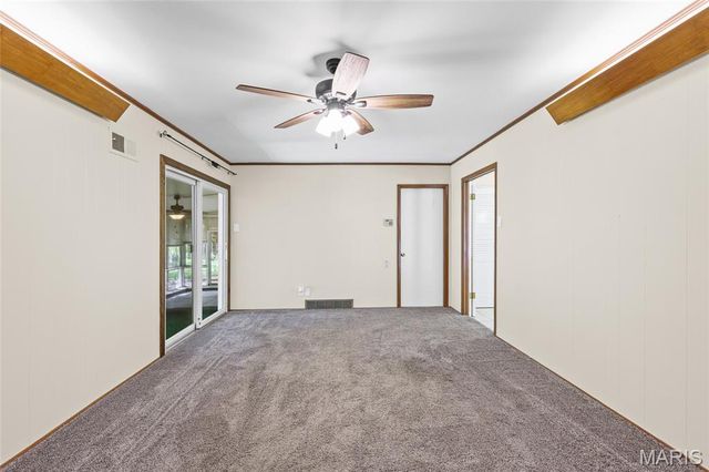 8970 S Laclede Station Road, St Louis, MO 63123
